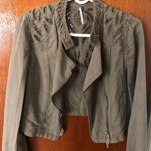 FREE PEOPLE olive green cropped lace back jacket, size 2